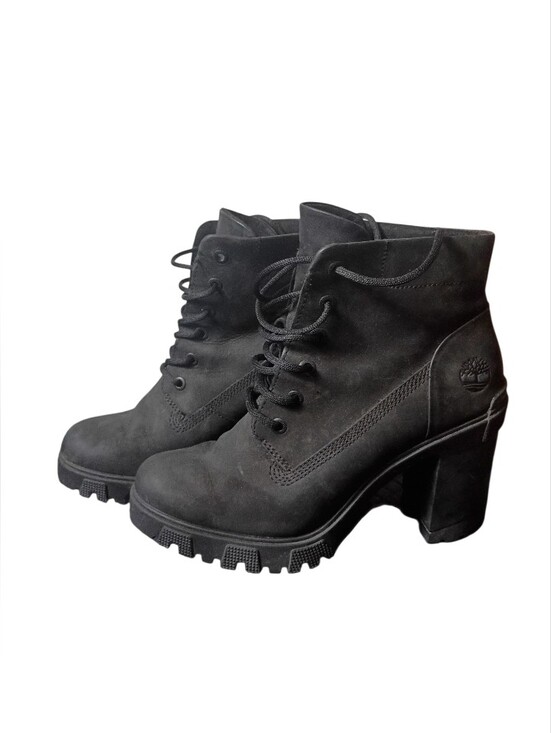 Timberland Shoes - Timberland Lana Point Lace Up Boot Heels Size 9
